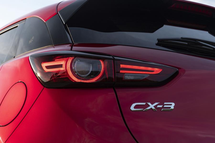 Детали экстерьера Mazda CX-3 GT Sport Nav+ 2019 года  (UK) (фото 24 из 32)